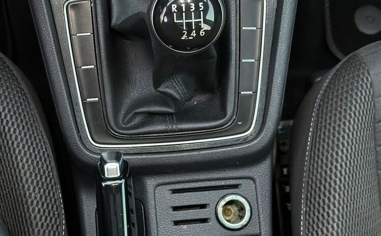 VOLKSWAGEN Golf  | 4×4 (doł. automatycznie) | Manualna | 170 KM | Czarny full
