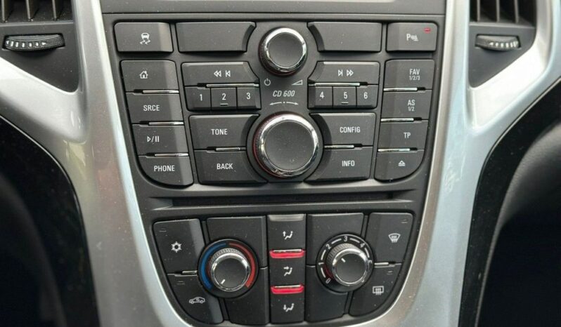 OPEL Astra | FWD (przód) | Manualna | 140 KM | Czarny full