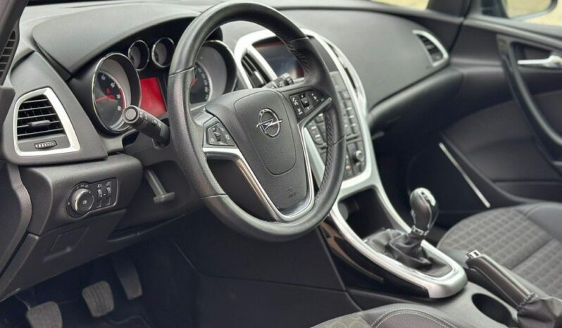OPEL Astra | FWD (przód) | Manualna | 140 KM | Czarny full