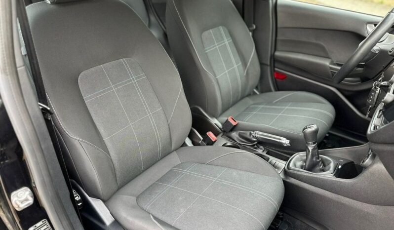 FORD Fiesta  | FWD (przód) | Manualna | 86 KM | Czarny full