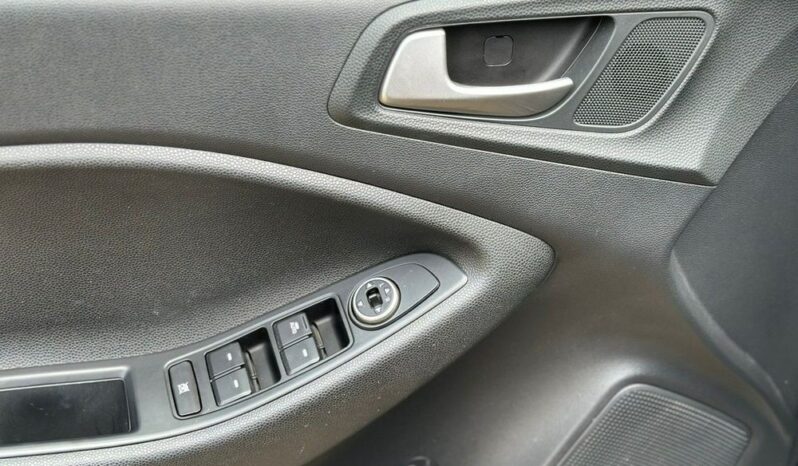 HYUNDAI i20  | FWD (przód) | Manualna | 100 KM | Czarny full