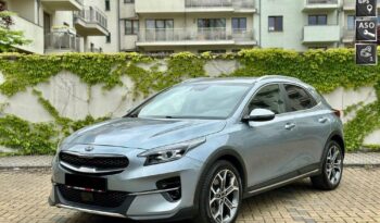 Kia Xceed  | Fwd (Przód) | Automatyczna | 204 Km | Szary