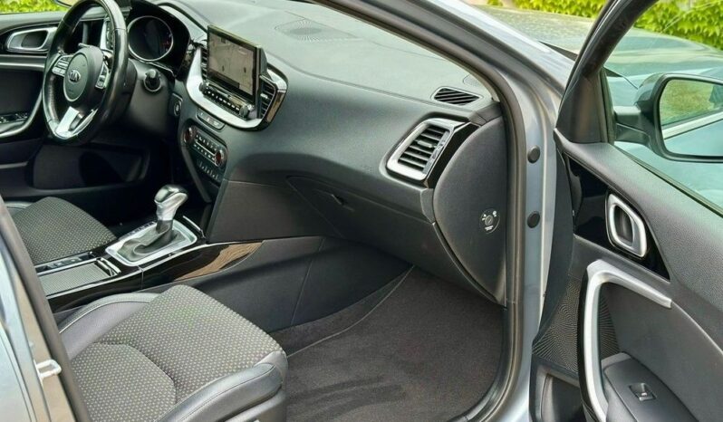 KIA XCeed  | FWD (przód) | Automatyczna | 204 KM | Szary full