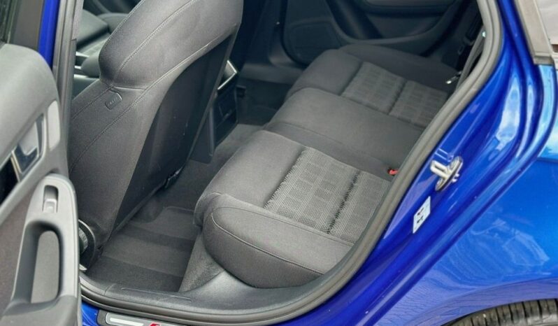 AUDI A4  | 4×4 (doł. automatycznie) | Manualna | 170 KM | Niebieski full