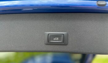 AUDI A4  | 4×4 (doł. automatycznie) | Manualna | 170 KM | Niebieski full