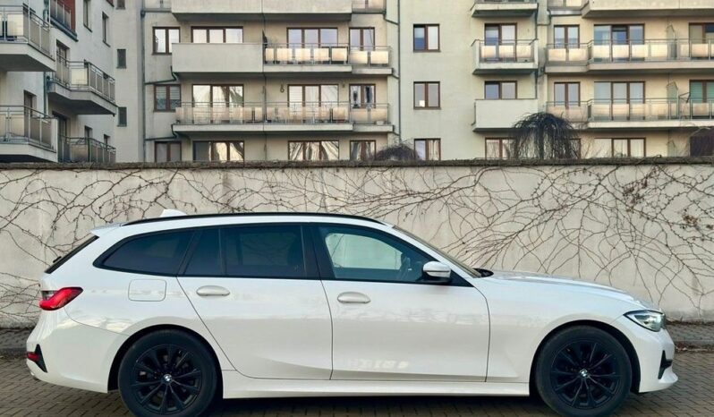 BMW Seria 3 | FWD (przód) | Automatyczna | 150 KM | Biały full