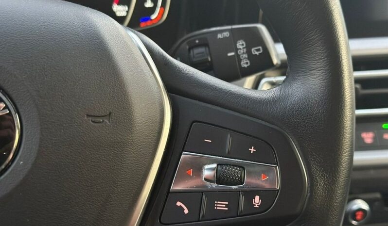 BMW Seria 3 | FWD (przód) | Automatyczna | 150 KM | Biały full