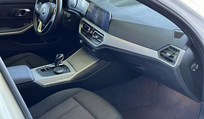 BMW Seria 3 | FWD (przód) | Automatyczna | 150 KM | Biały full