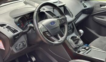 FORD Kuga  | FWD (przód) | Manualna | 150 KM | Czerwony full