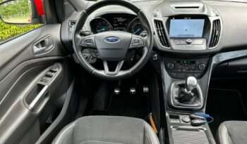 FORD Kuga  | FWD (przód) | Manualna | 150 KM | Czerwony full