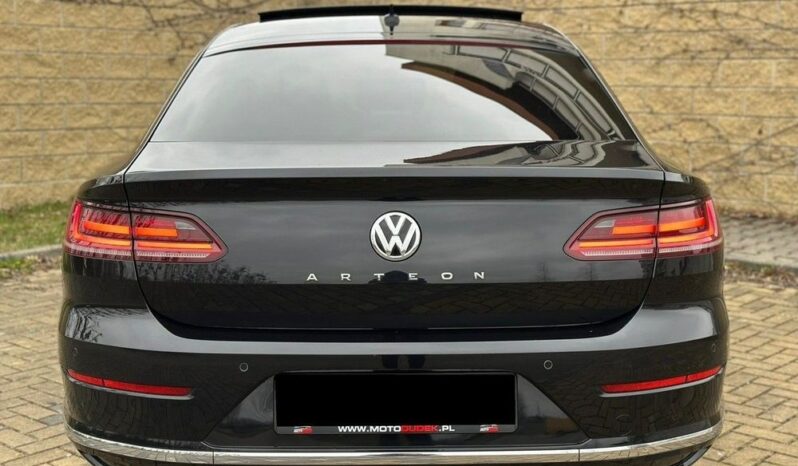 VOLKSWAGEN Arteon  | FWD (przód) | Automatyczna | 150 KM | Czarny full