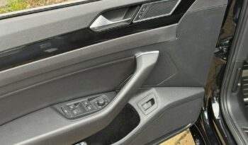 VOLKSWAGEN Arteon  | FWD (przód) | Automatyczna | 150 KM | Czarny full