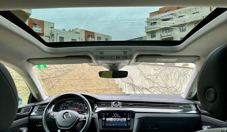 VOLKSWAGEN Arteon  | FWD (przód) | Automatyczna | 150 KM | Czarny full