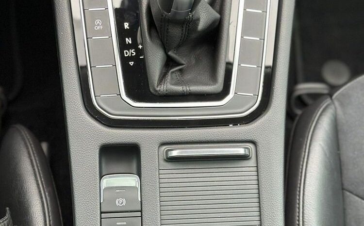 VOLKSWAGEN Arteon  | FWD (przód) | Automatyczna | 150 KM | Czarny full