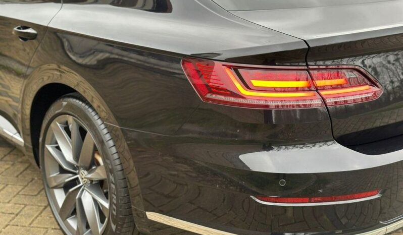 VOLKSWAGEN Arteon  | FWD (przód) | Automatyczna | 150 KM | Czarny full