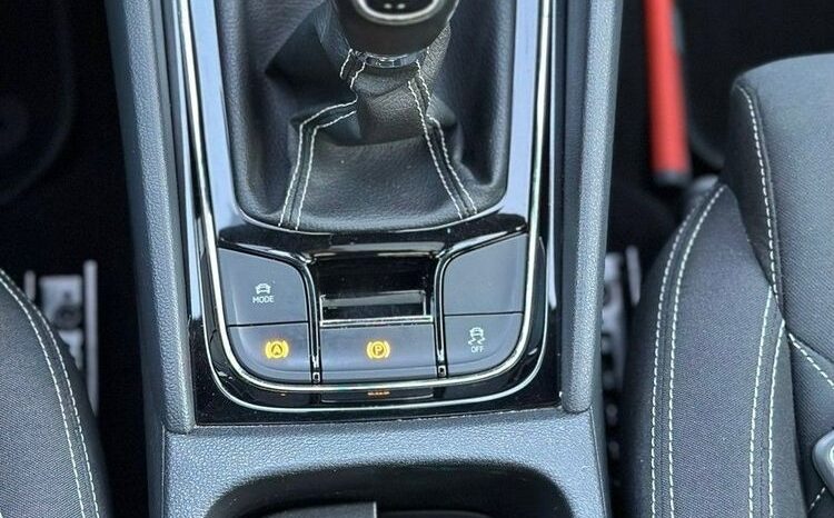 SKODA Karoq | FWD (przód) | Manualna | 150 KM | Szary full