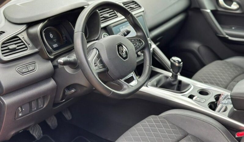 RENAULT Kadjar  | FWD (przód) | Manualna | 140 KM | Bordowy full