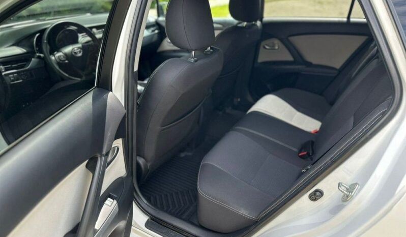 TOYOTA Avensis  | FWD (przód) | Manualna | 147 KM | Biały full