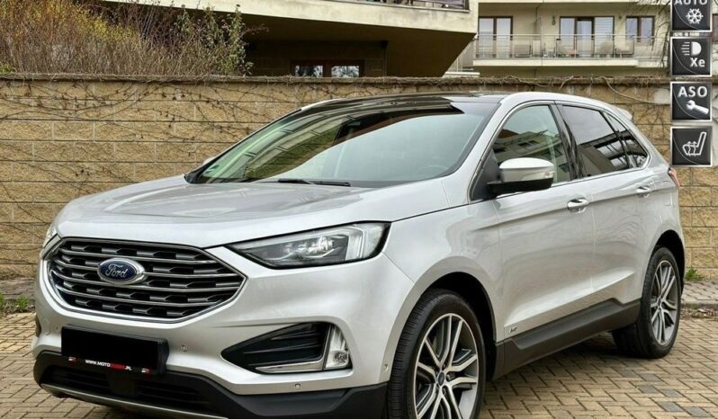 Ford Edge  | 4X4 (Doł. Automatycznie) | Manualna | 190 Km | Srebrny