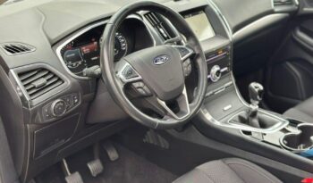 FORD EDGE  | 4×4 (doł. automatycznie) | Manualna | 190 KM | Srebrny full