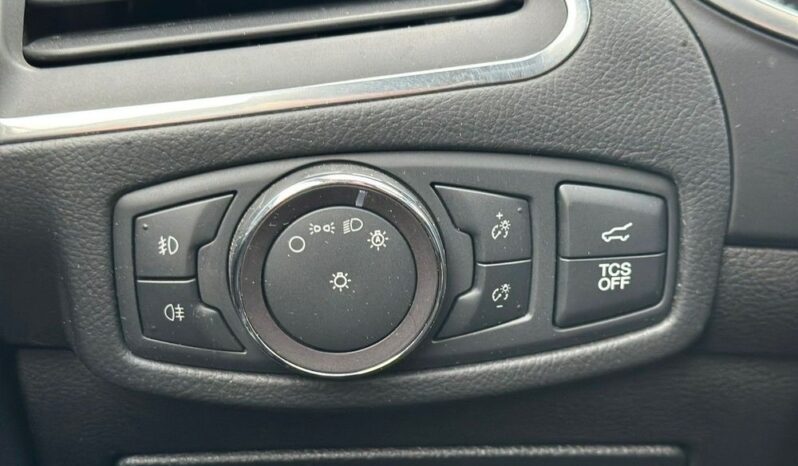FORD EDGE  | 4×4 (doł. automatycznie) | Manualna | 190 KM | Srebrny full