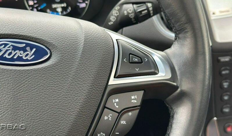 FORD EDGE  | 4×4 (doł. automatycznie) | Manualna | 190 KM | Srebrny full