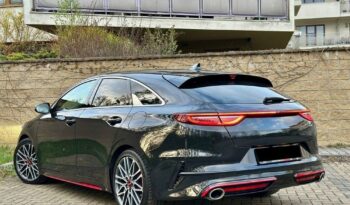 KIA Proceed | FWD (przód) | Automatyczna | 204 KM | Czarny full