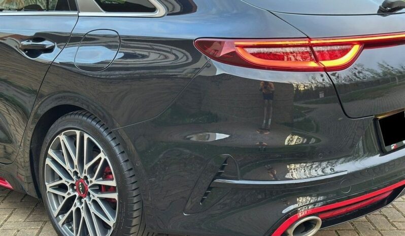 KIA Proceed | FWD (przód) | Automatyczna | 204 KM | Czarny full