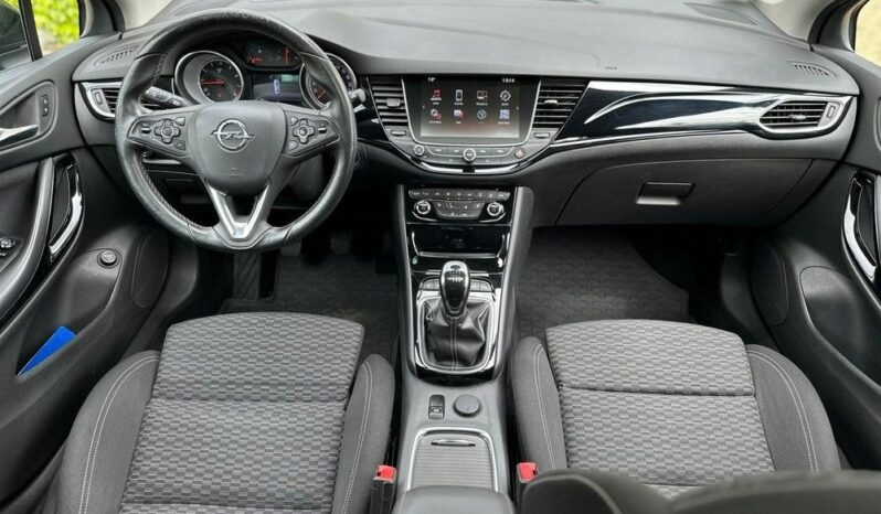 OPEL Astra | FWD (przód) | Manualna | 200 KM | Czarny full