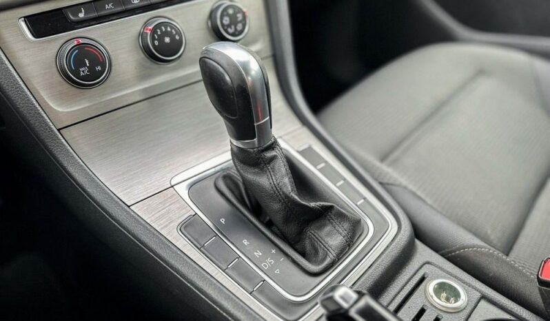 VOLKSWAGEN Golf  | FWD (przód) | Automatyczna | 180 KM | Biały full