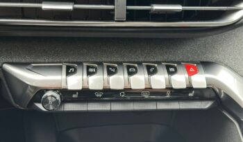 PEUGEOT 3008  | FWD (przód) | Automatyczna | 181 KM | Czarny full