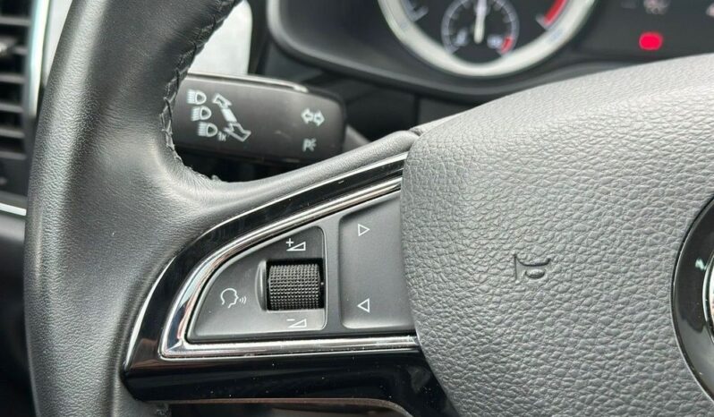SKODA Kodiaq  | 4×4 (doł. automatycznie) | Automatyczna | 190 KM | Niebieski full