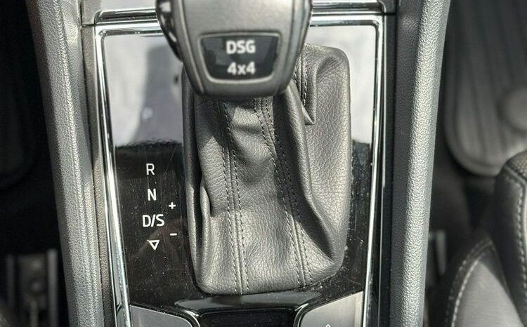 SKODA Kodiaq  | 4×4 (doł. automatycznie) | Automatyczna | 190 KM | Niebieski full