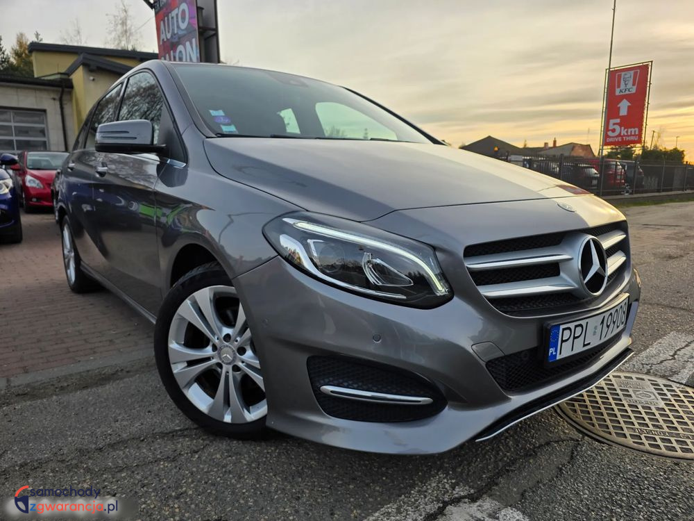 Mercedes-Benz Klasa B | Fwd (Przód) | Automatyczna | 156 Km | Srebrny