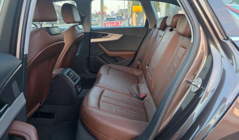AUDI A4 Avant | 4×4 (doł. automatycznie) | Automatyczna | 190 KM | Brązowy full