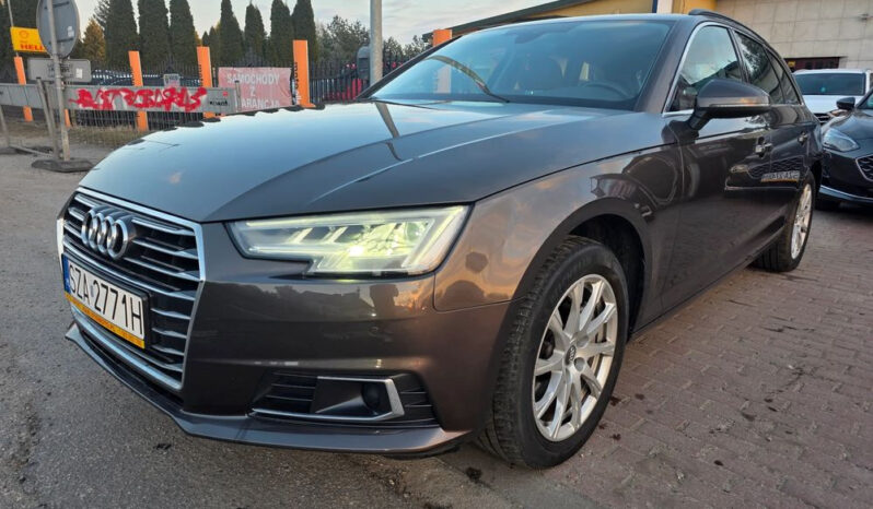 AUDI A4 Avant | 4×4 (doł. automatycznie) | Automatyczna | 190 KM | Brązowy full