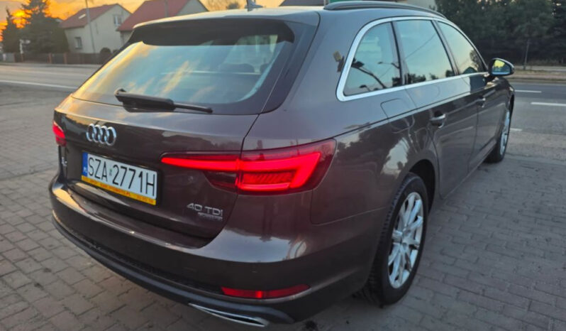 AUDI A4 Avant | 4×4 (doł. automatycznie) | Automatyczna | 190 KM | Brązowy full