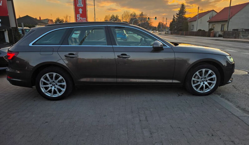 AUDI A4 Avant | 4×4 (doł. automatycznie) | Automatyczna | 190 KM | Brązowy full