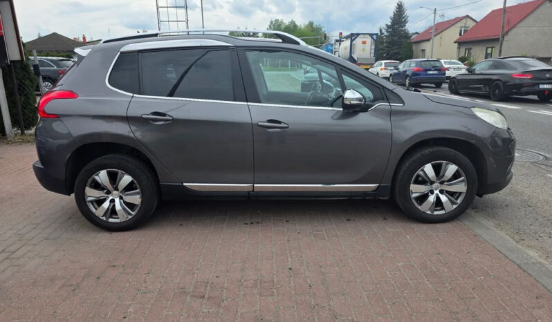 PEUGEOT 2008  | FWD (przód) | Manualna | 115 KM | Szary full