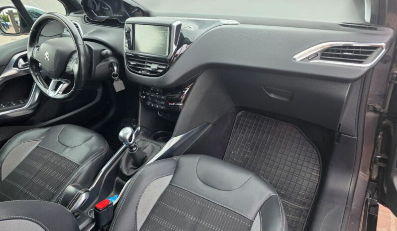 PEUGEOT 2008  | FWD (przód) | Manualna | 115 KM | Szary full