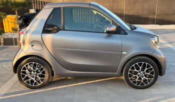 Smart Fortwo | RWD (tył) | Automatyczna | 82 KM | Szary full