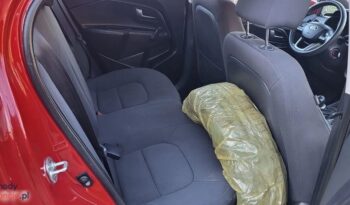 KIA Rio  | FWD (przód) | Manualna | 85 KM | Bordowy full