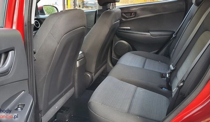 HYUNDAI Kona  | FWD (przód) | Manualna | 120 KM | Bordowy full