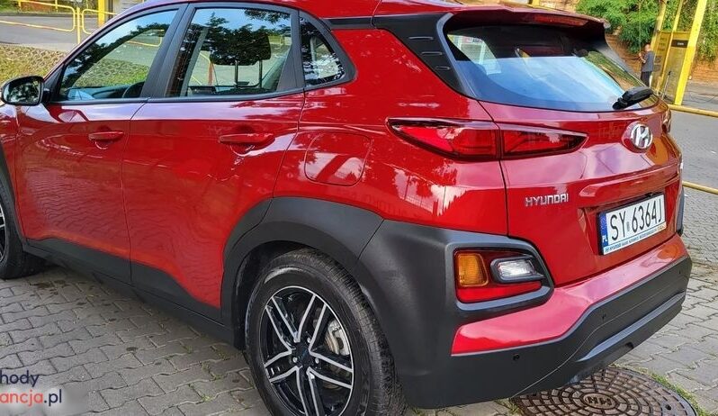 HYUNDAI Kona  | FWD (przód) | Manualna | 120 KM | Bordowy full