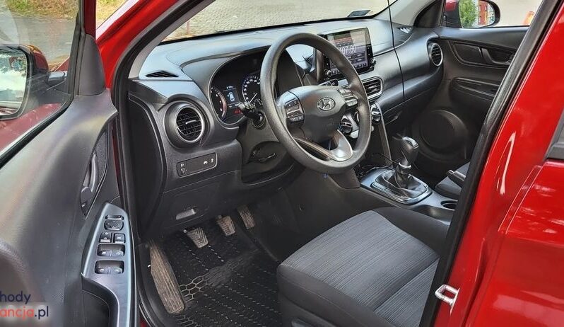 HYUNDAI Kona  | FWD (przód) | Manualna | 120 KM | Bordowy full