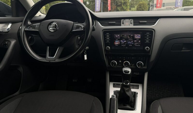 SKODA Octavia  | przedni | Manualna | 115 KM | Szary full