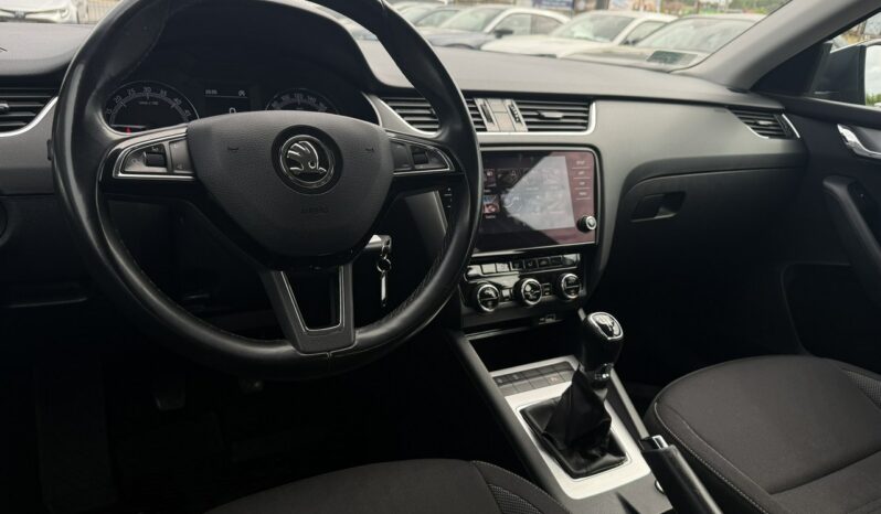 SKODA Octavia  | przedni | Manualna | 115 KM | Szary full