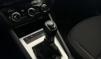 SKODA Octavia  | przedni | Manualna | 115 KM | Szary full