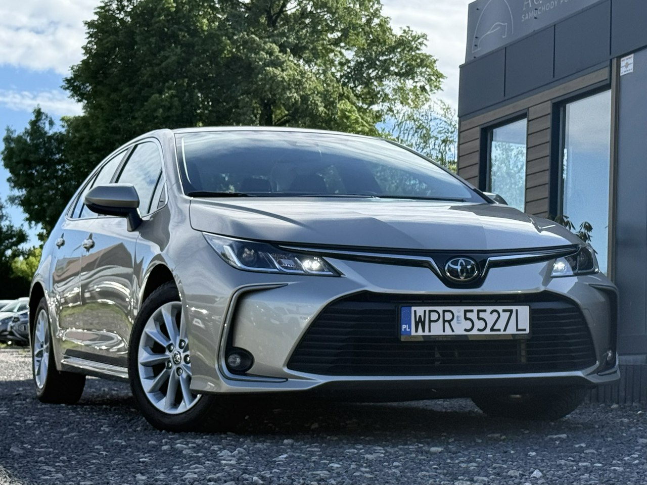 Toyota Corolla  | Przedni | Manualna | 125 Km | Beżowy