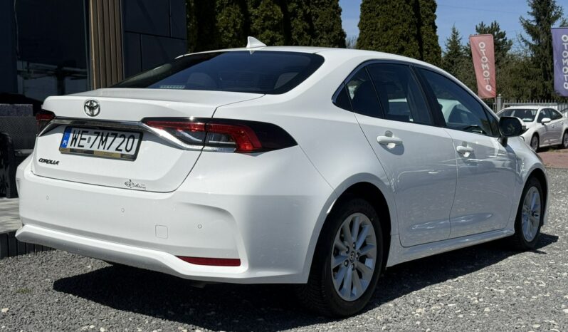 TOYOTA Corolla  | przedni | Automatyczna | 125 KM | bialy full